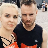 Mīļotā Dimitrija atbalstīta, Jeļena Ušakova noskrien desmit kilometrus