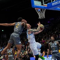 Butjankovam 22 punkti zaudētā FIBA Eiropas kausa spēlē