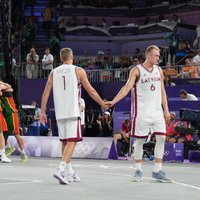 Latvijas 3x3 basketbolisti zaudē Lietuvai un paliek bez medaļām, Nīderlande ar pēdējo metienu izrauj zeltu