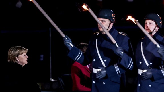 Merkeles atvadu ceremonija 