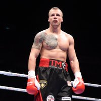 Par Brieža pretinieku titula cīņā varētu kļūt Vācijas bokseris Huks