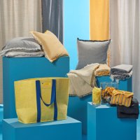 IKEA выпустила коллекцию, которая частично изготовлена из переработанной униформы сотрудников