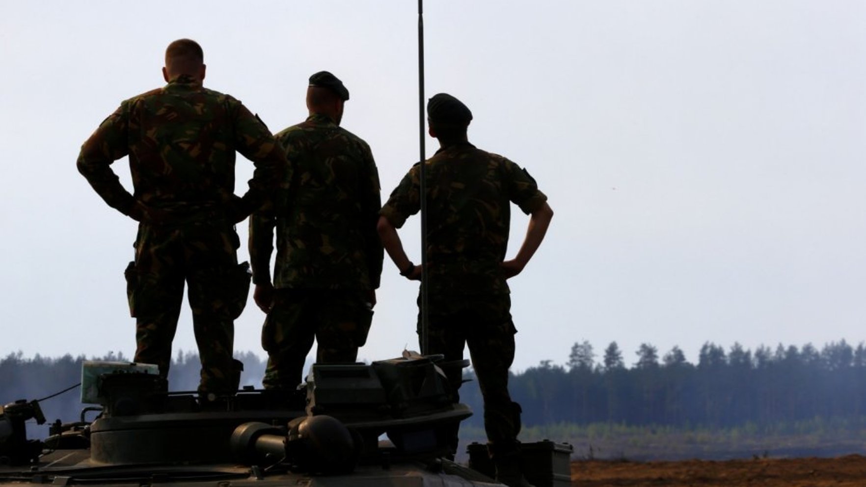 NATO stiprinās Baltijas valstu aizsardzību, vēsta avoti