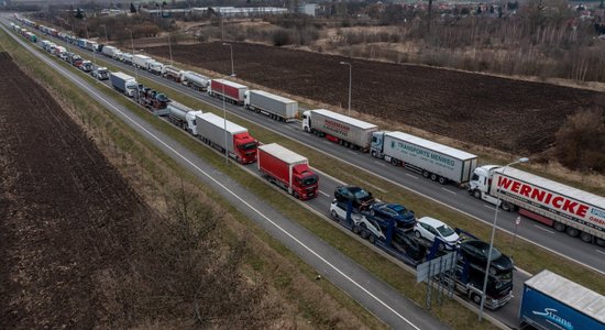 Польские фермеры вновь блокируют КПП на границе с Украиной