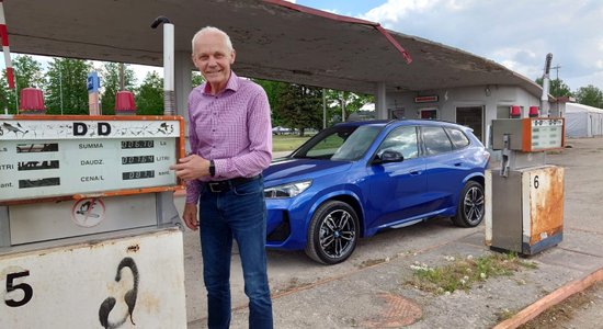 Video: Inženieris Andris Dambis izmēģina elektrisko 'BMW iX1'