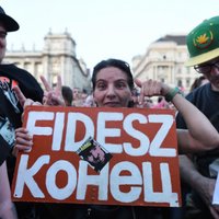 ФОТО: В Будапеште прошли протесты против Виктора Орбана
