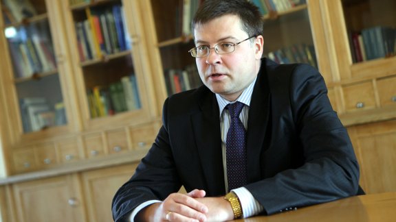 dombrovskis1