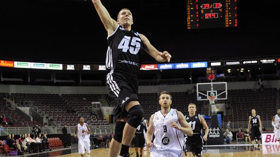 "VEF Rīga" pret "Artland Dragons" 04.12.2012 - 1