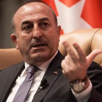 Tramps strādā pie Gilena izdošanas, paziņojis Turcijas ārlietu ministrs