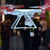 Eiropas Parlaments dronu lietošanu vēlas padarīt drošāku