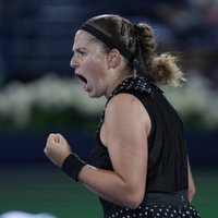 Ostapenko izcīna pirmo uzvaru sezonā; Semeņistaja zaudē "Australian Open" kvalifikācijā