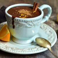 Krūzīte laimes – kā pareizi pagatavot nevainojami garšīgu karsto šokolādi