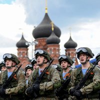 Французские СМИ: Перед лицом НАТО русские переходят на "военное время"