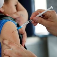 Детские прививки: от каких вакцин родители отказываются чаще всего?