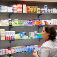 Aptieku īpašnieki: jaunā kārtība kompensējamo zāļu izrakstīšanā mazinājusi aptieku ieņēmumus