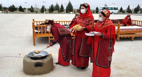 Контроль над женским телом. Новый президент Туркменистана вводит жесткие запреты
