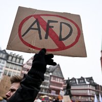 Daļa Bundestāga deputātu apsver aizliegt AfD