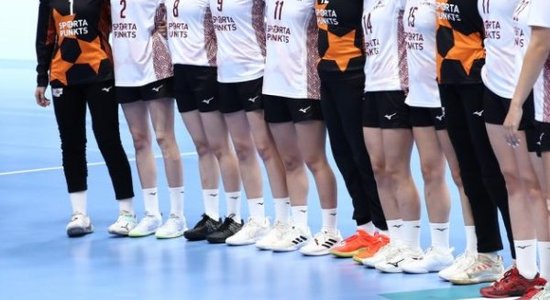 Latvijas U-19 handbolistes Eiropas čempionātā piedzīvo trešo neveiksmi