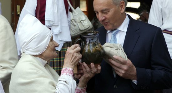 Fotoreportāža: 'Baltica 2012' rīkotāji viesojas pie prezidenta