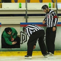 Liepājā tehnisku iemeslu dēļ neaizvada OHL spēles trešo periodu
