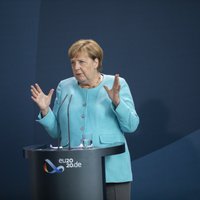 Меркель обвинила власти Беларуси в "попрании демократии"