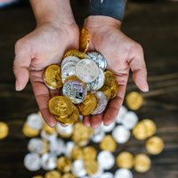 Pirmo reizi kopš 2022. gada 'Bitcoin' cena sasniedz 35 tūkstošus dolāru