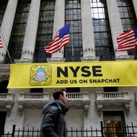 'Snapchat' debitē fondu tirgū; akcijas cena piedzīvo superlēcienu