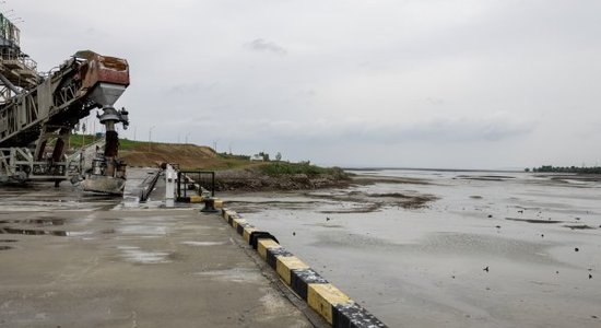 Каховское водохранилище пересыхает. О чем говорят спутниковые снимки