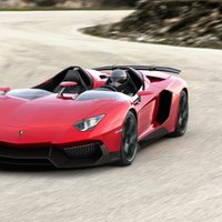 'Lamborghini Aventador J' – vienā eksemplārā kādam bagātniekam