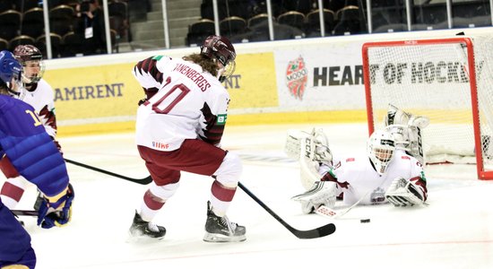 Сборная Латвии U-18 дала бой канадцам в четвертьфинале чемпионата мира