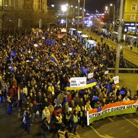 ФОТО: Накануне визита Путина в Будапеште прошла массовая акция протеста