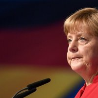 Меркель объяснила санкции против России и заверила Украину в солидарности