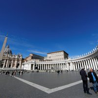 Covid-19: Durvis tūristiem atkal ver Vatikāna Svētā Pētera bazilika