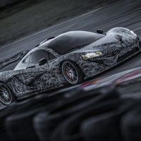 Video: 'McLaren' jaunais superauto 'P1' darbībā