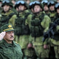 Лукашенко: если что-то случится, мы с Россией будем в окопах вместе