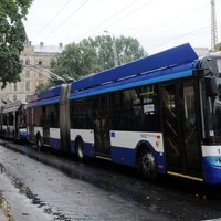 Trolejbusus Rīgā modernāka tehnika aizstās pirmos, pauž Bartašēviča