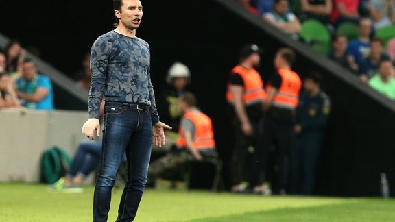 Anzhi head coach Alexander Grigoryan