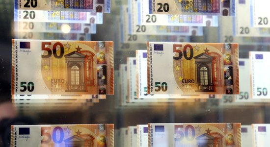 Политическим партиям в Латвии пожертвовано уже более миллиона евро