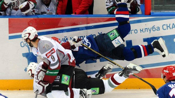 KHL: Rīgas "Dinamo" pret Sanktpēterburgas SKA - 4