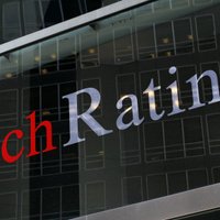 Агентство кредитных рейтингов Fitch повысило перспективу Латвии до стабильной