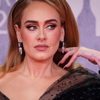 Adele pirms alkohola atmešanas dzērusi pat četras pudeles dienā