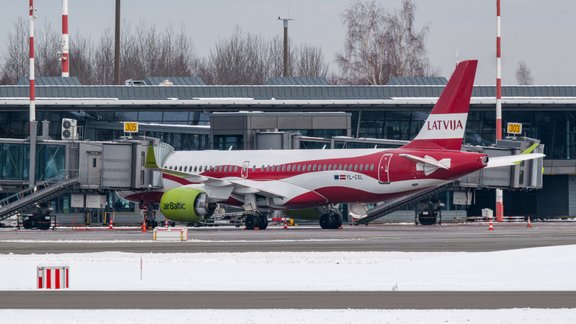 Piektdienas reisā uz Minheni "airBaltic" sāks piedāvāt ātrgaitas "Starlink" internetu