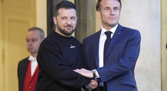 Франция заключит с Украиной договор о гарантиях безопасности