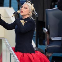 ВИДЕО: Леди Гага спела гимн США на инаугурации Джо Байдена