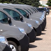 CSDD: pirmajā pusgadā pirmreizēji reģistrēts par 4% mazāk vieglo automobiļu