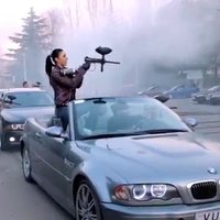 Video: Gruzijas 'BMW' klubs uzbrūk 'Audi' faniem