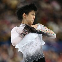 Japāņu daiļslidotājs Hanju olimpiskā čempiona titulam pievieno pasaules čempionāta zeltu