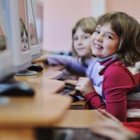Латвия лидирует в ЕС по доступности Интернета в школах