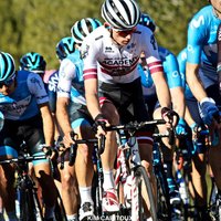 Neilands piedalās atrāvienā un izcīna piekto vietu 'Giro d'Italia' posmā