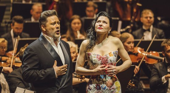 Foto: Liepājā izskanējis opermūzikas galā koncerts ar Lietuvas zvaigznēm